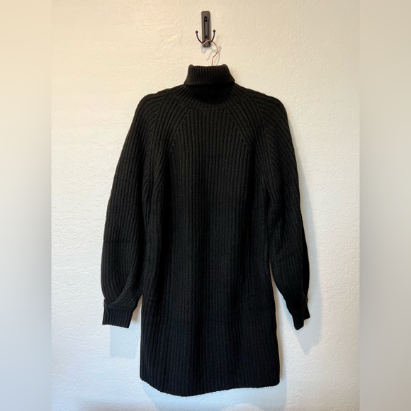 🎉HP🎉 ASOS - Missguided Maternity tuck sleeve sweater midi dress in black - Picture 6 of 7